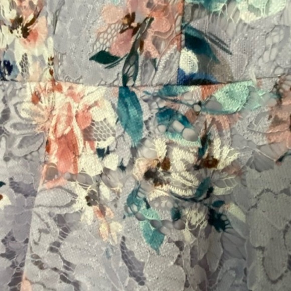 Review Romance dress size 18 - Picture 3 of 7